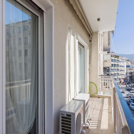 Minimal 2 Bedroom Apt Near The Athens Concert Hall エクステリア 写真