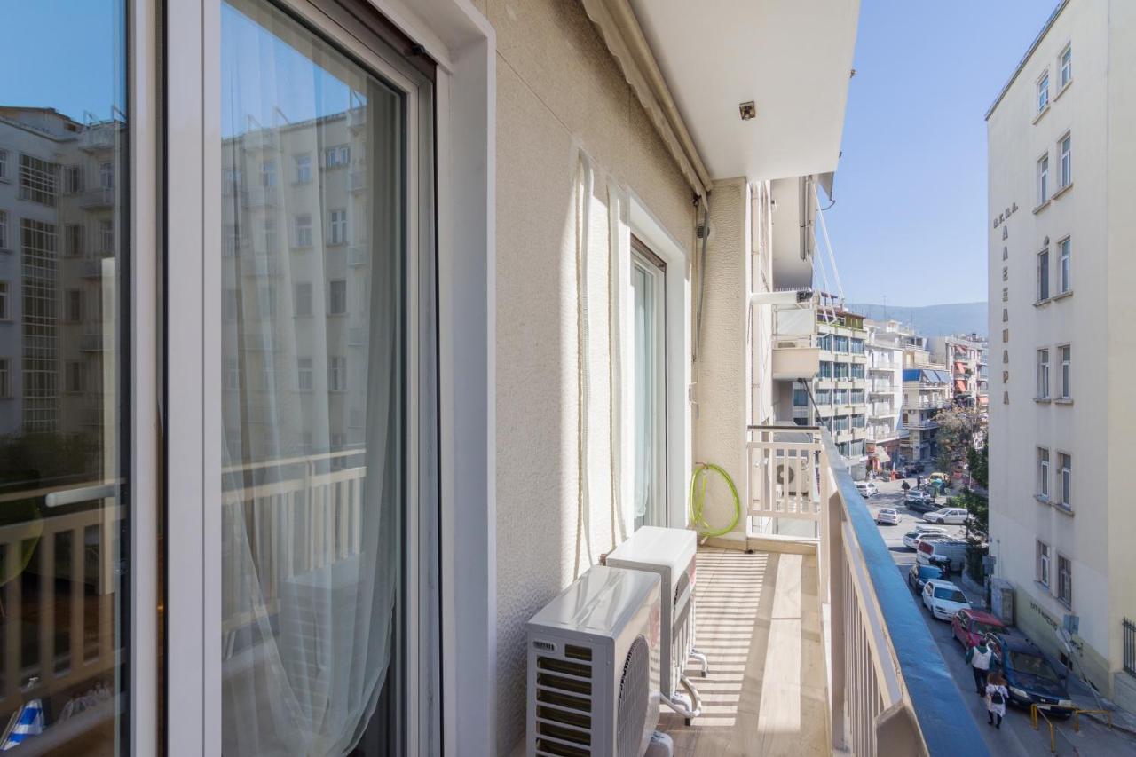 Minimal 2 Bedroom Apt Near The Athens Concert Hall エクステリア 写真