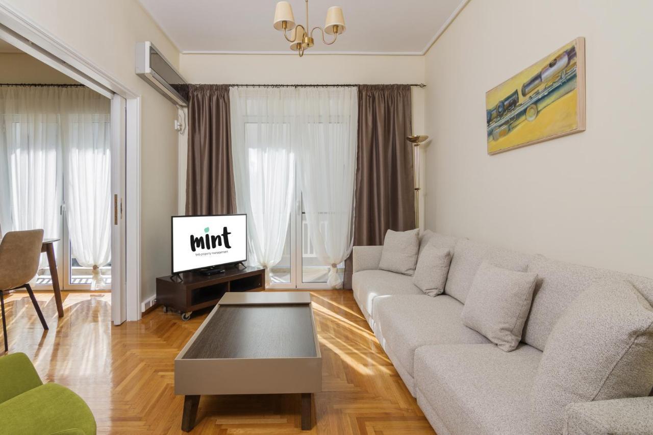 Minimal 2 Bedroom Apt Near The Athens Concert Hall エクステリア 写真